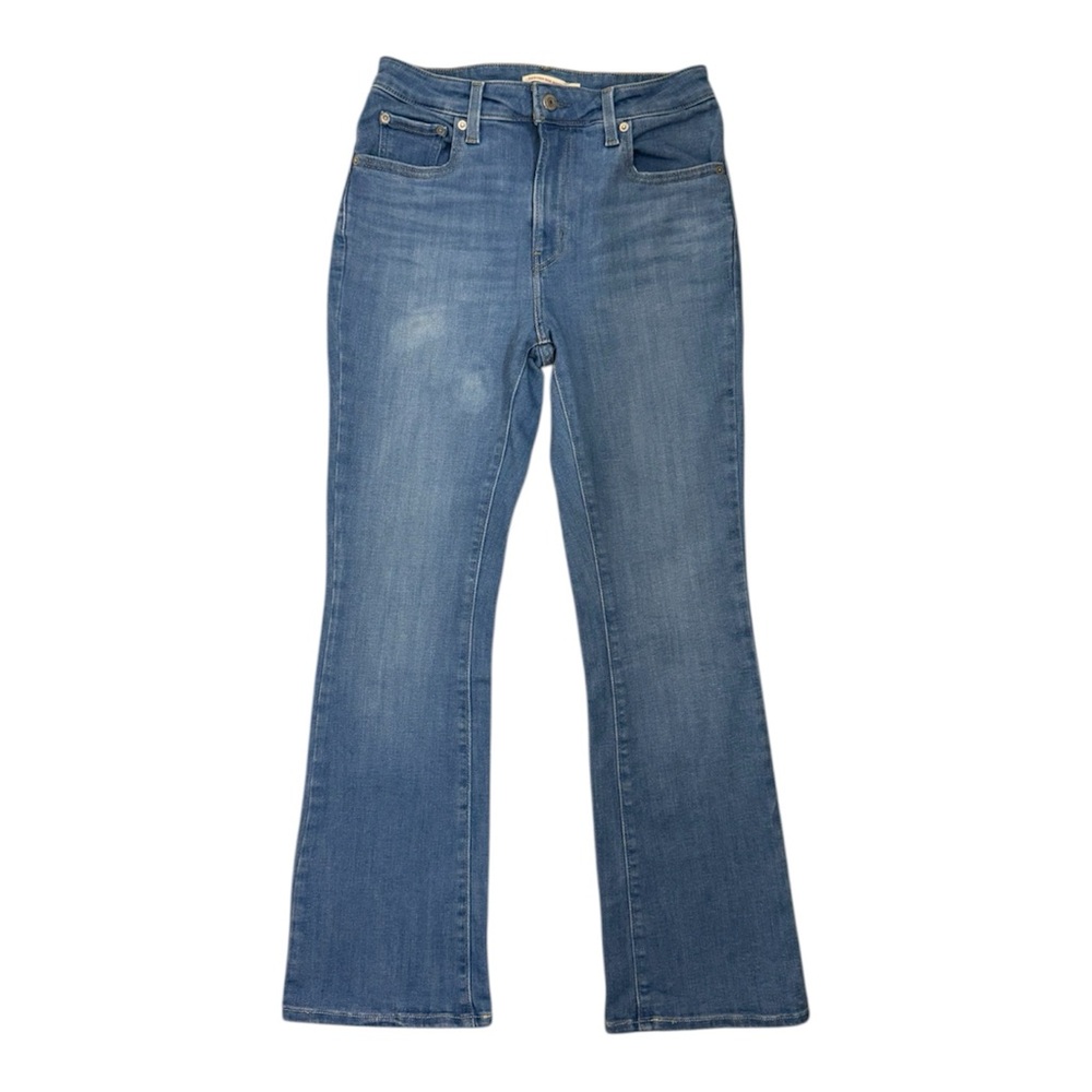 Levi's Women's Bootcut Jeans in Medium Blue Wash